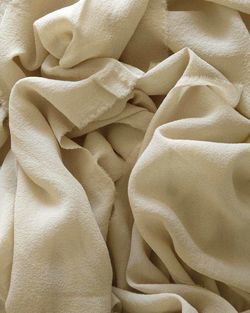 Silk Classic Textile in Cream