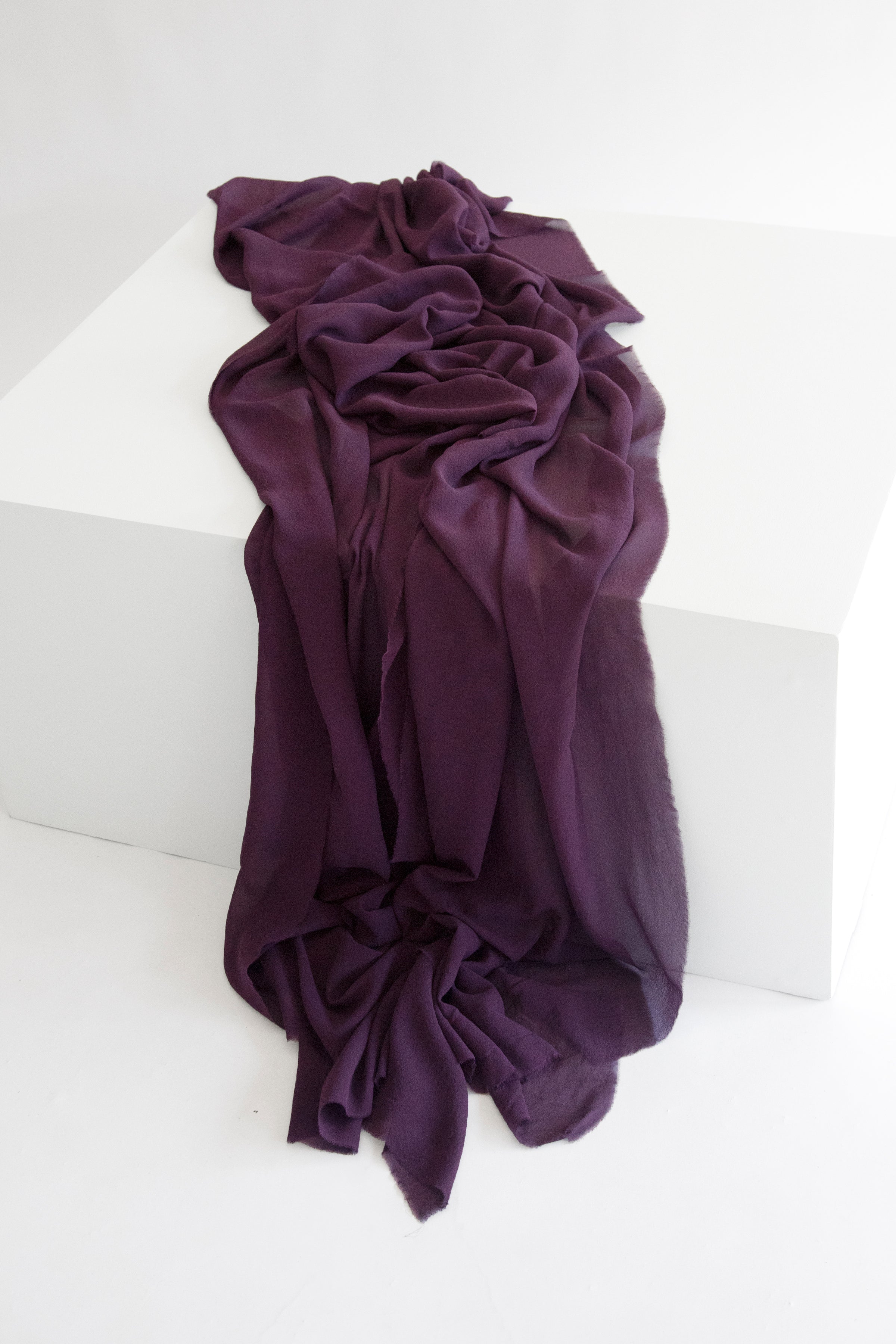 Silk Classic Textile in Aubergine – Tono + co