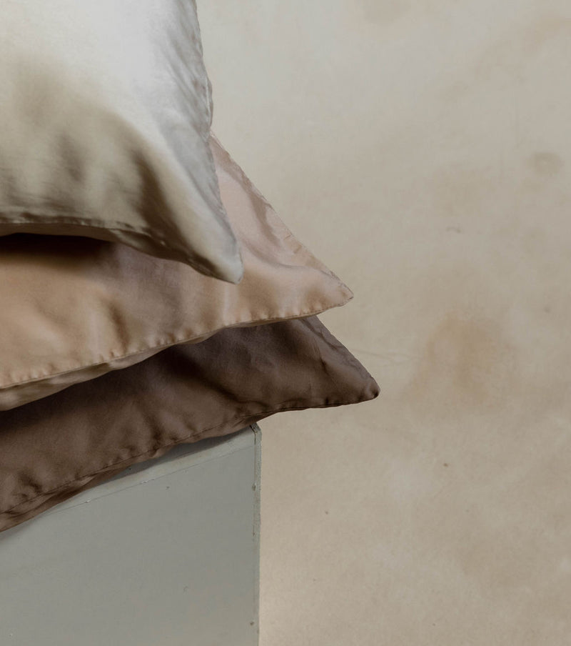 Silk Pillowcase in Fawn